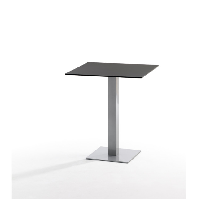 MAX dining table